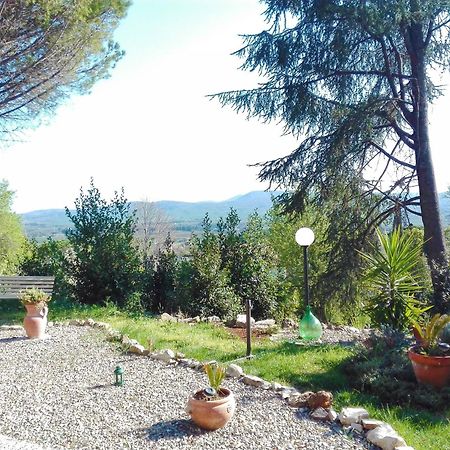 Bed&Breakfast Romantica Evasione Sutri Esterno foto