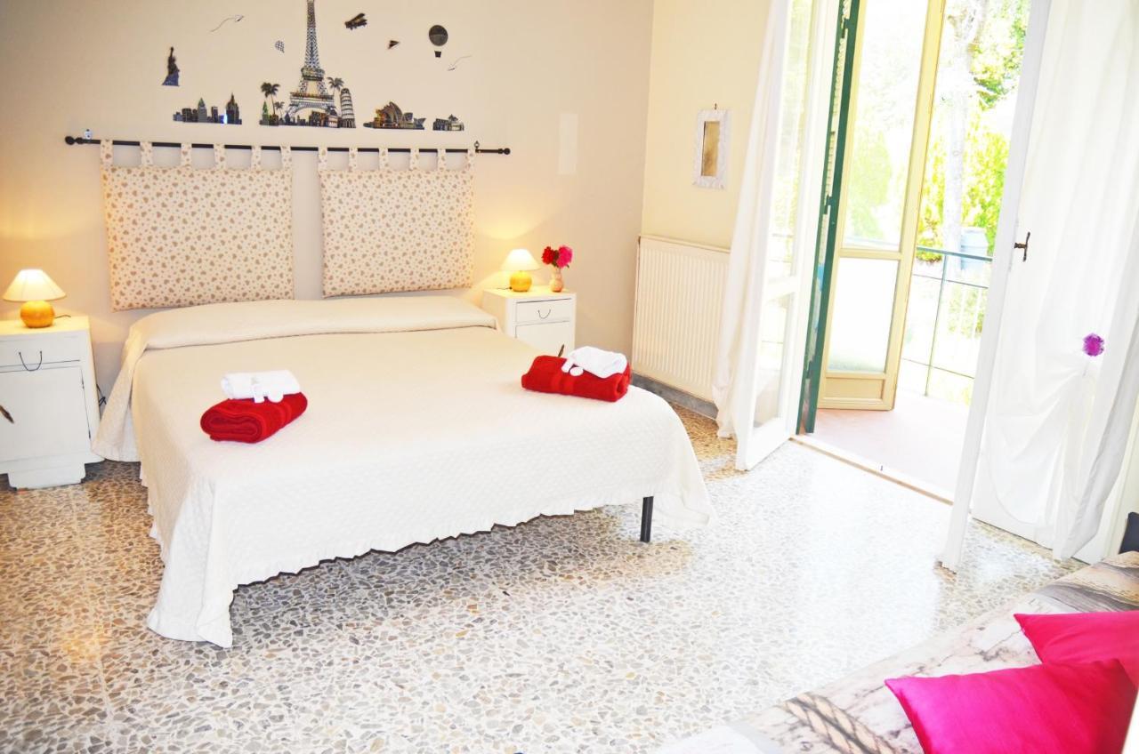 Bed&Breakfast Romantica Evasione Sutri Esterno foto