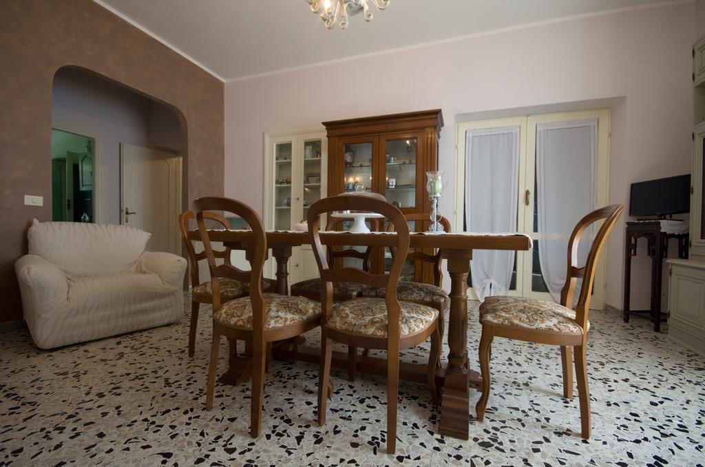 Bed&Breakfast Romantica Evasione Sutri Esterno foto