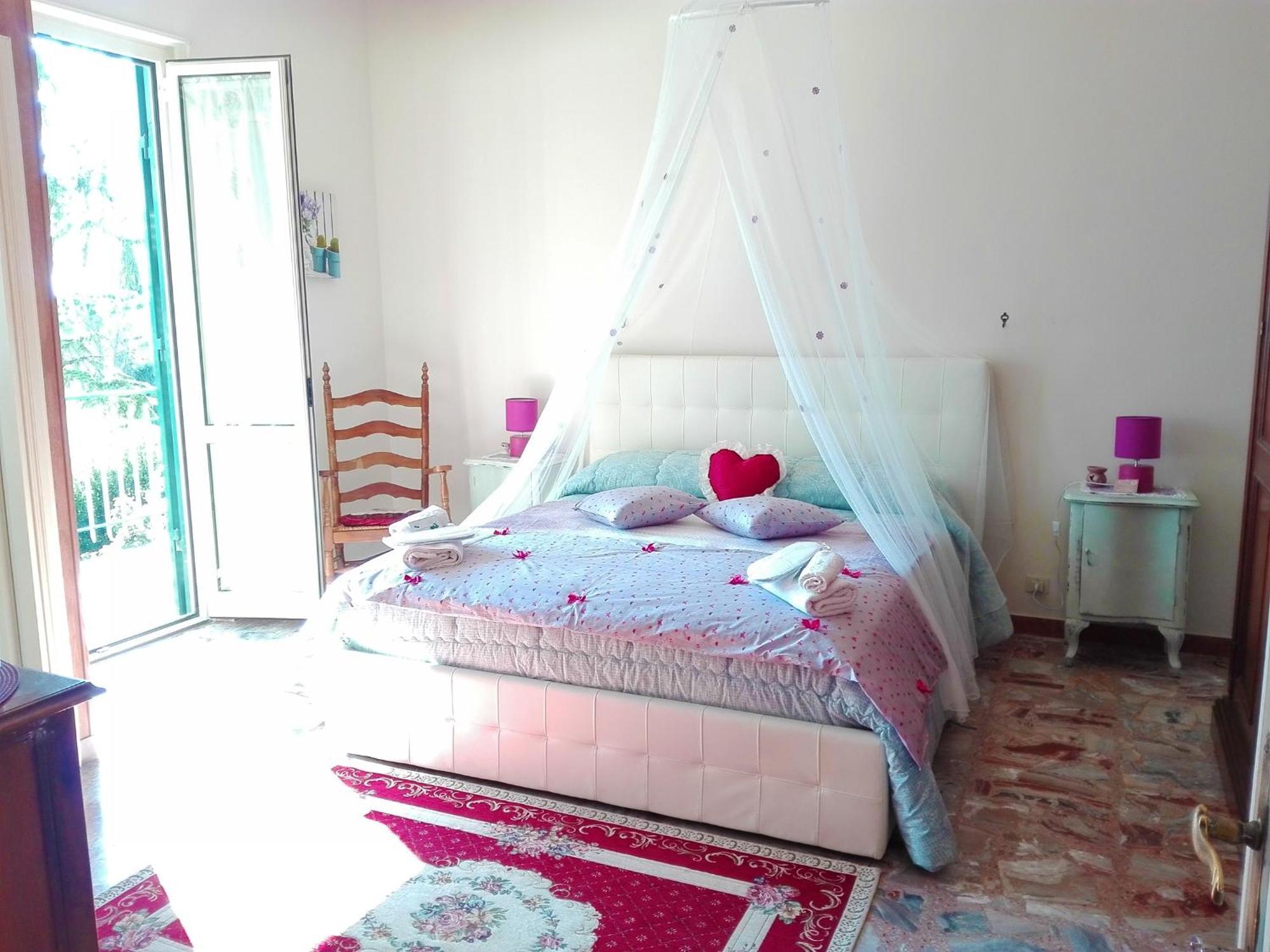 Bed&Breakfast Romantica Evasione Sutri Esterno foto