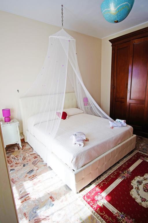 Bed&Breakfast Romantica Evasione Sutri Esterno foto