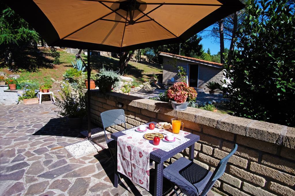 Bed&Breakfast Romantica Evasione Sutri Esterno foto